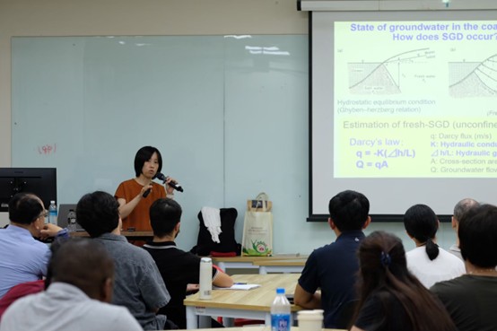 日本廣島大學齋藤光代副教授於南華大學演講介紹海底地下水排放相關研究